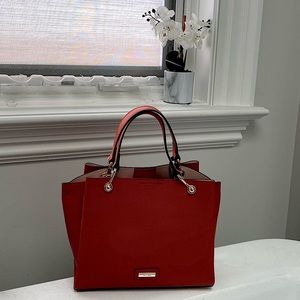 Meet your Posher, Shelly